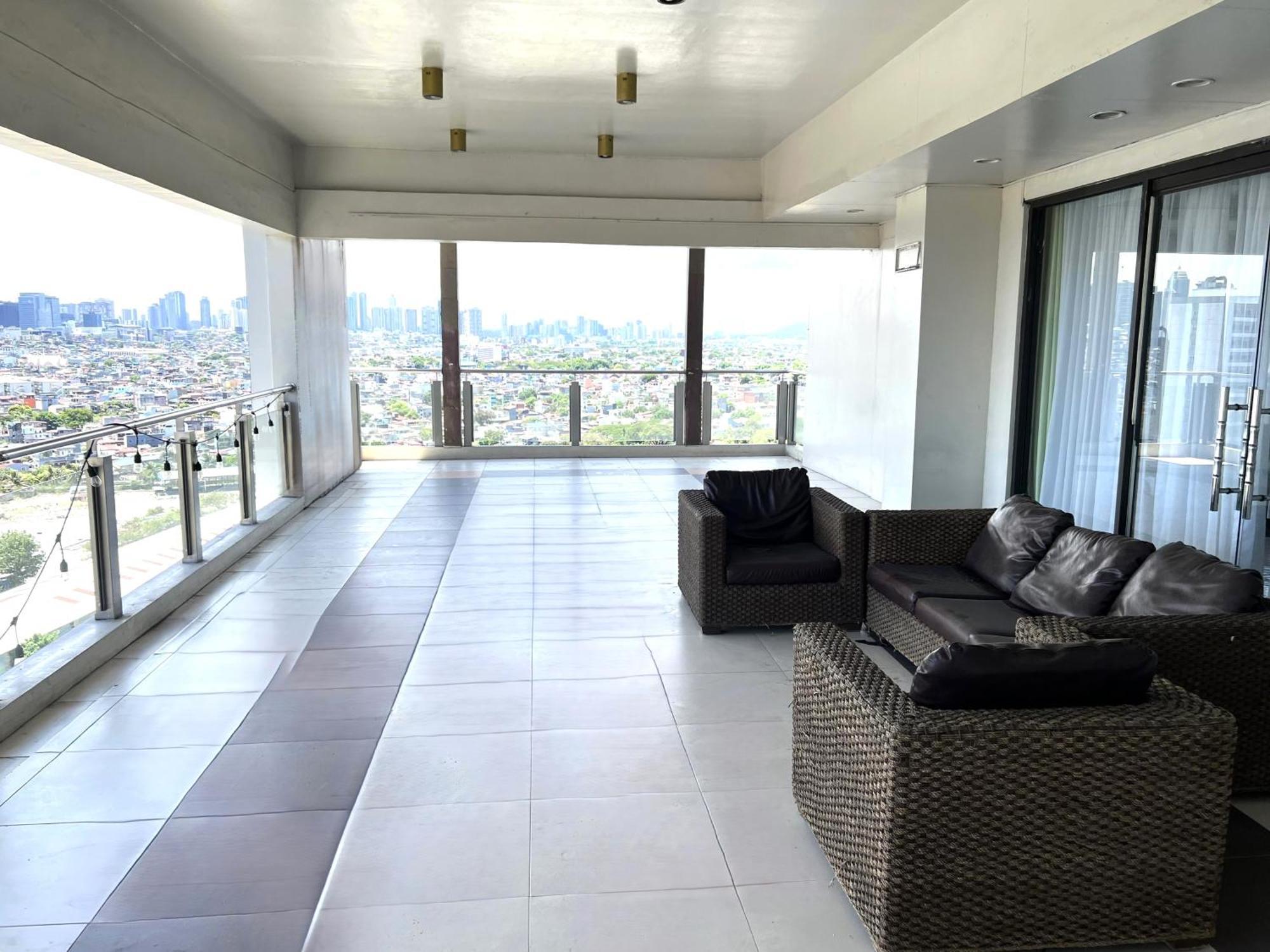 Stunning 2Br Apt, 65 Sq M Netflix At Rosewood Pointe Residences Near Bgc Manila Dış mekan fotoğraf